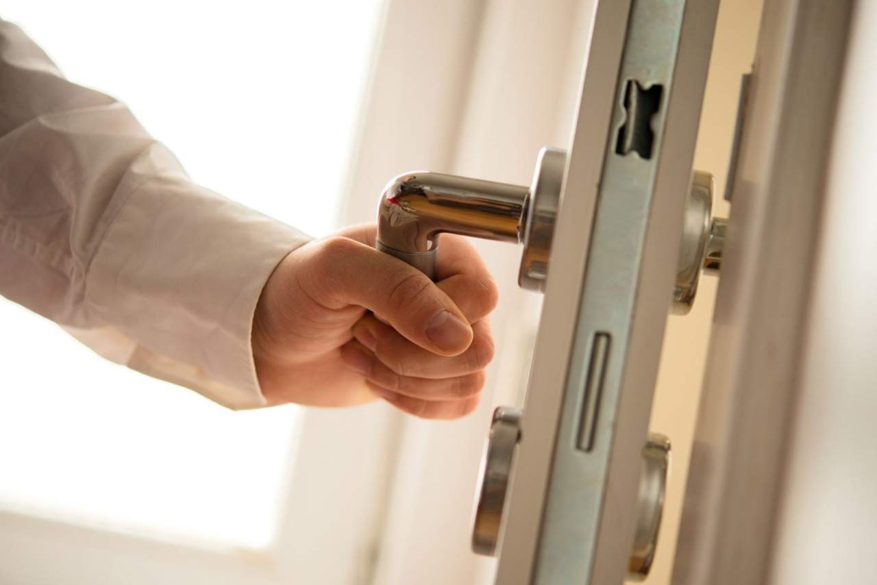 El precio más bajo de la seguridad: una puerta antiokupa en Lleida. Serralleria Catalana