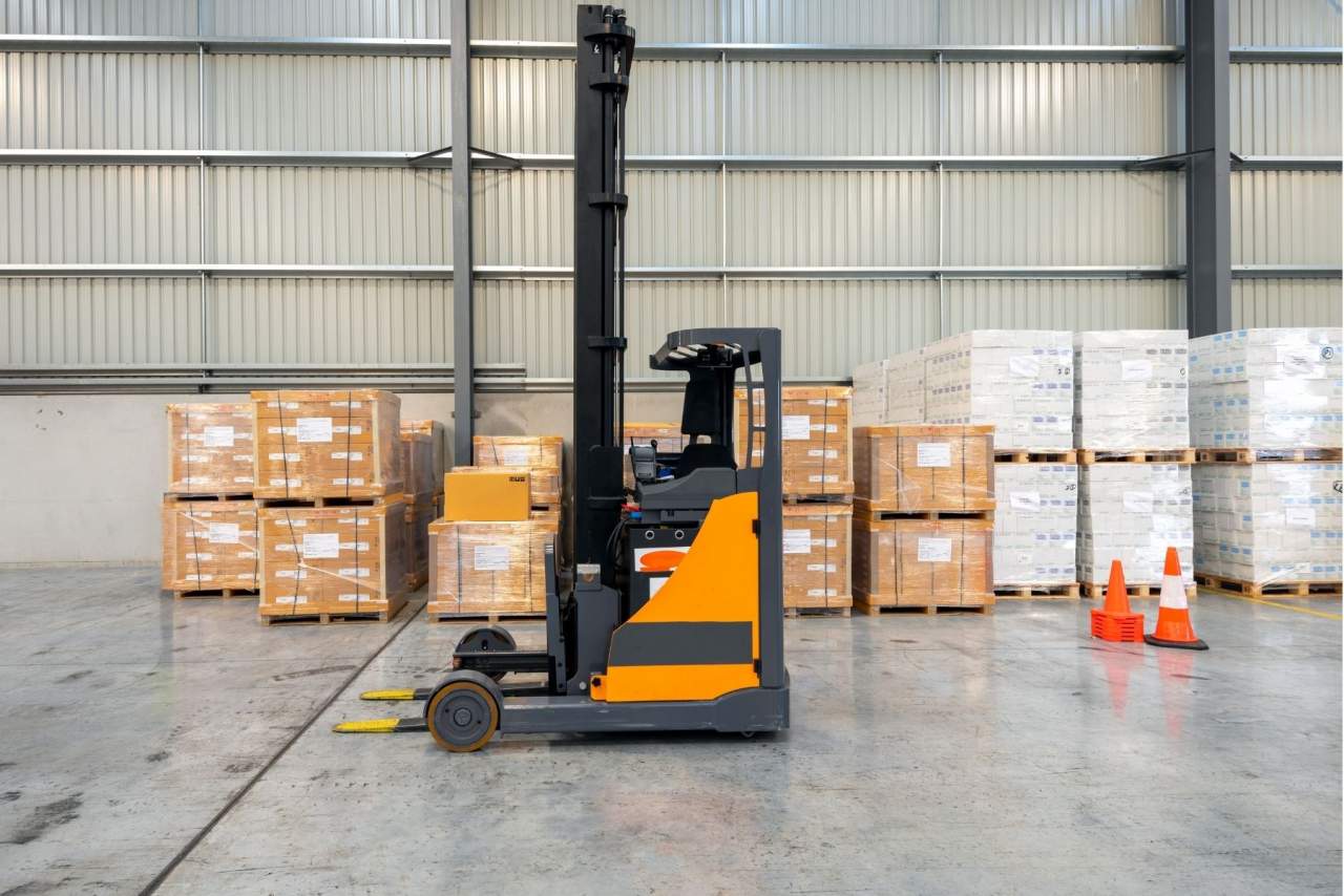 Comprar carretillas elevadoras Cesab en un concesionario oficial: HP Elevación