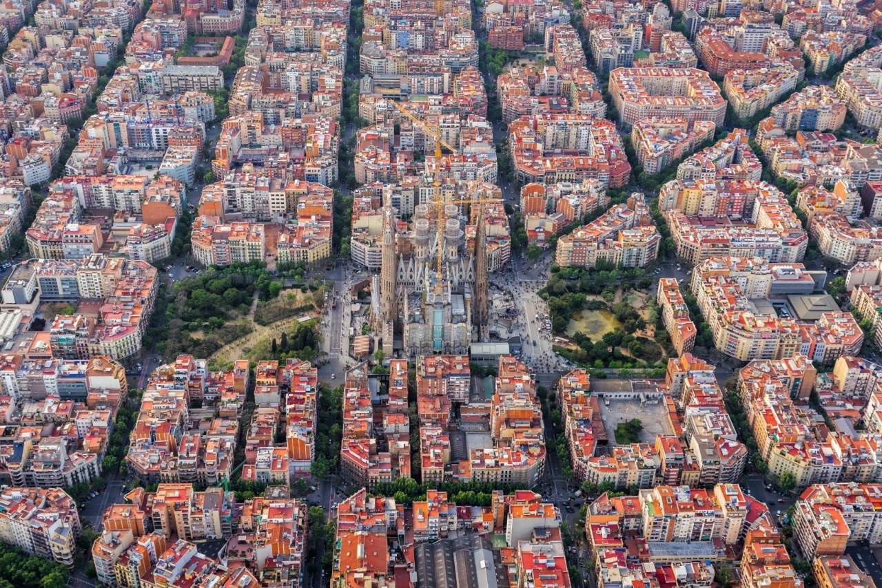 ¿Dónde encontrar entradas para visitar Sagrada Familia? Entradas sin largas colas en Vueltia