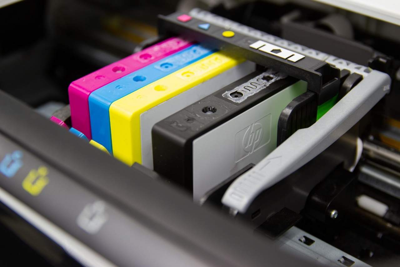 Click and toner: Cartuchos de tinta y tóner HP
