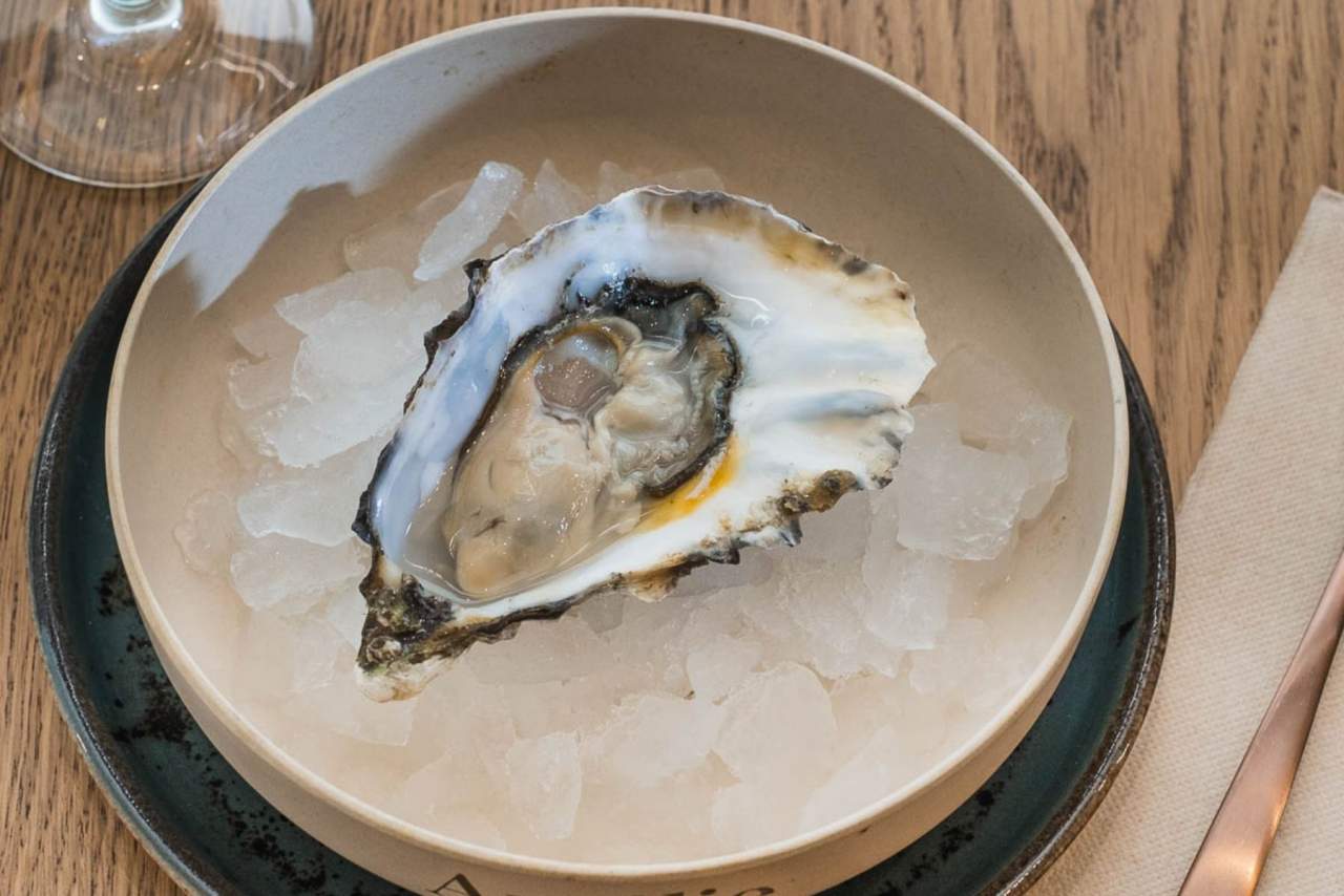 Oh Delice Bistrot: Ostrería en Madrid en el Mercado de la Paz
