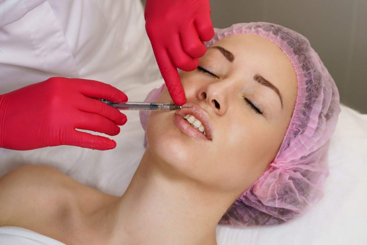 Hidratación labial con ácido hialurónico en Clínica Fercasy