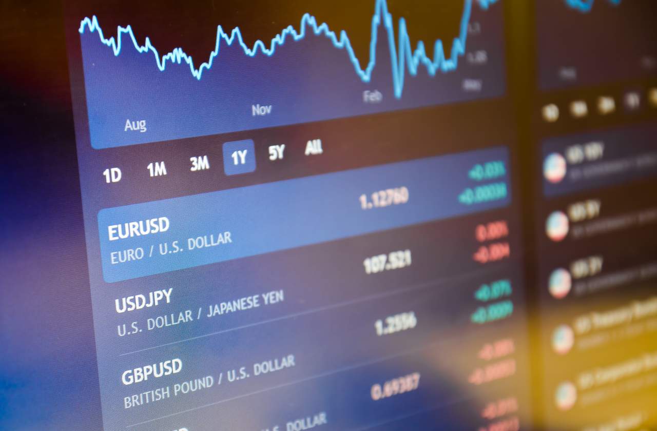 Asesoramiento en seguro de caución y soluciones de divisas: Tu Asesor Empresarial