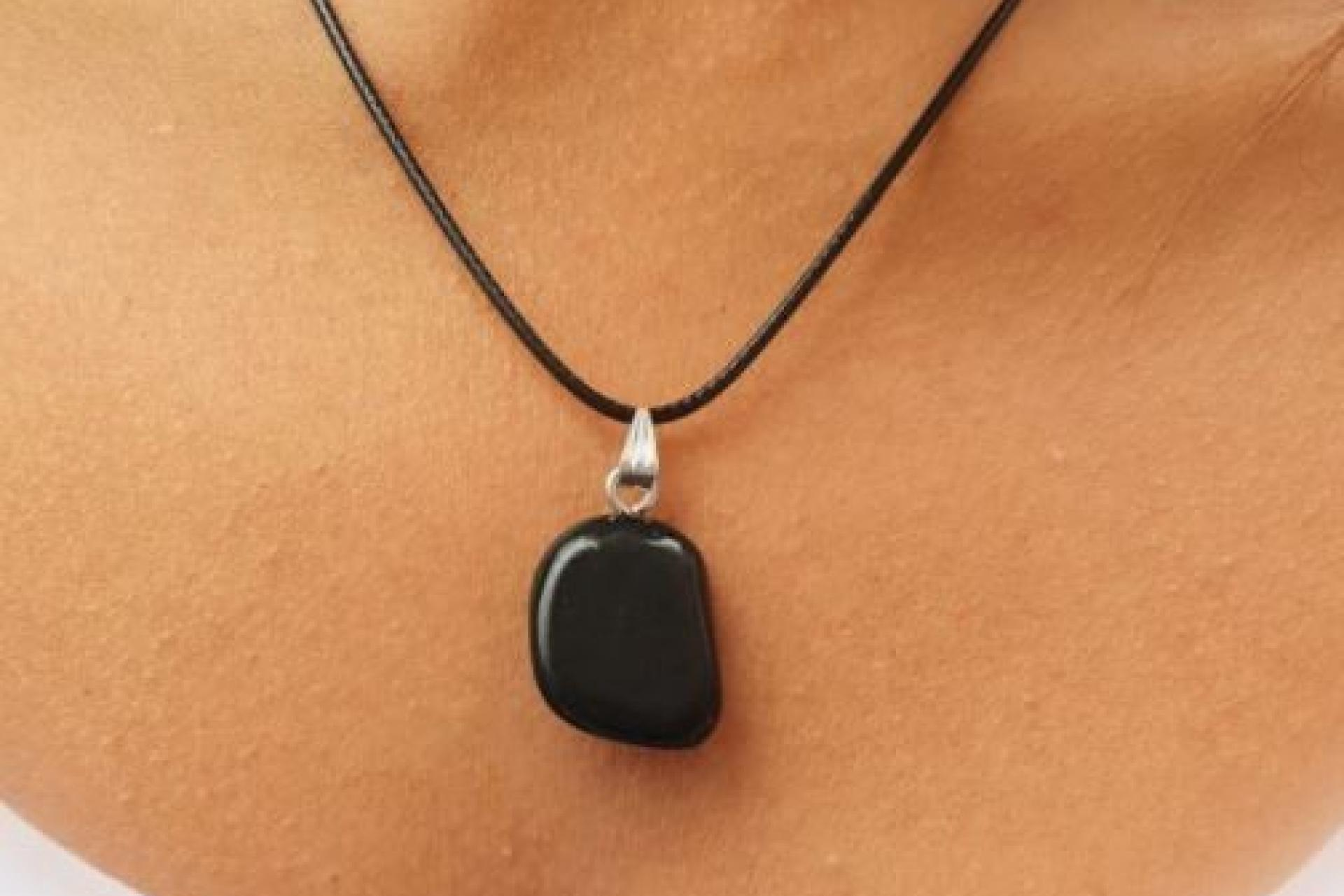 Colgantes de piedras para todos los gustos en Tierra de Gemas, tienda de minerales online