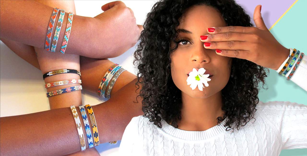Las pulseras solidarias de Dkary, una fuente de ingresos para las mujeres que se encuentran en situación de pobreza