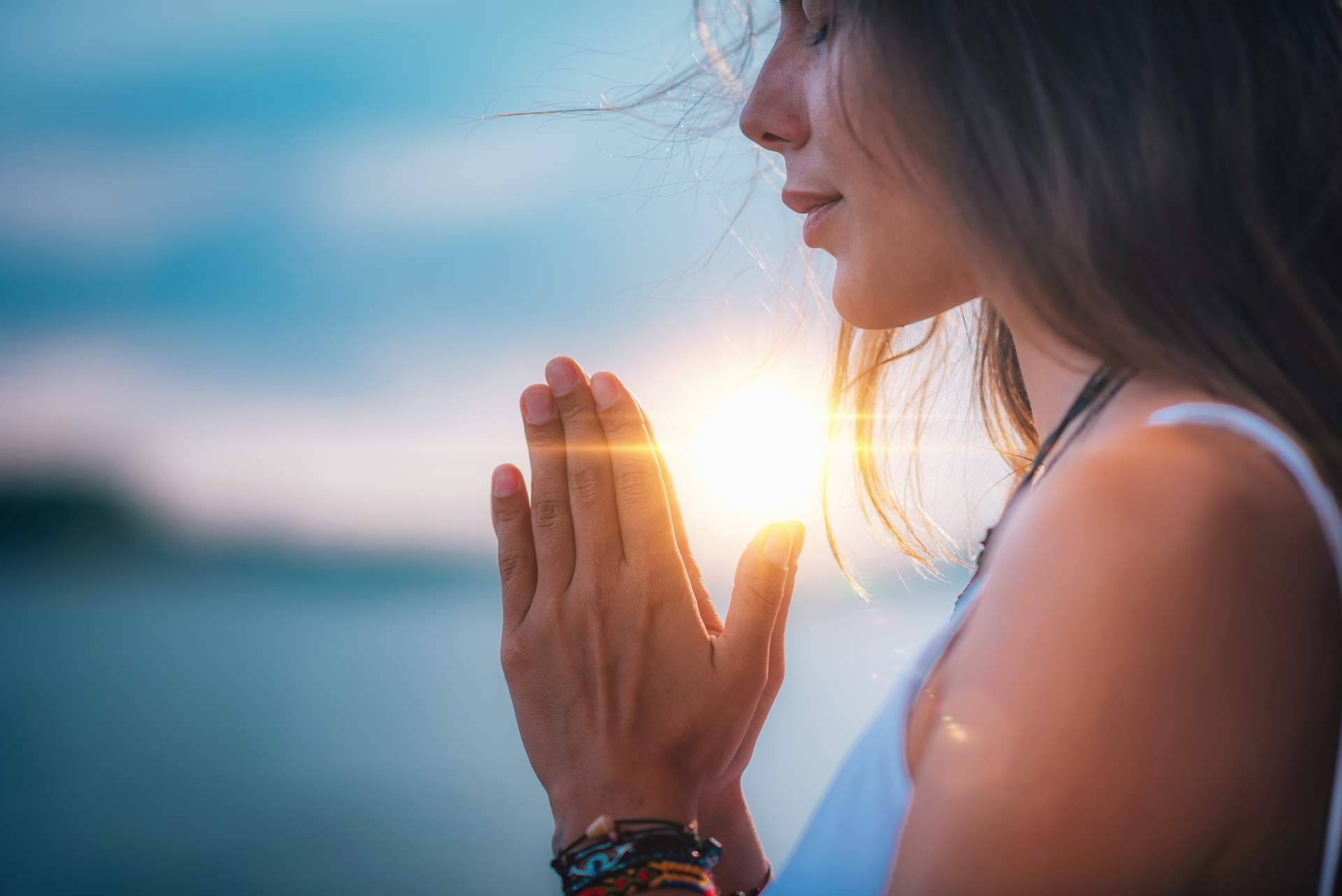 ¿Cuáles son los beneficios de realizar retiros de purificación Ayurveda en Granada en el Centro Ayurveda Medicina Natural?