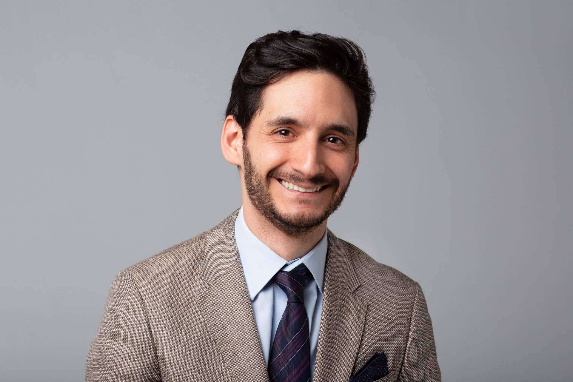 El poder de la marca personal y la respuesta a por qué tiene Tim Cook muchos más seguidores en Twitter que Apple