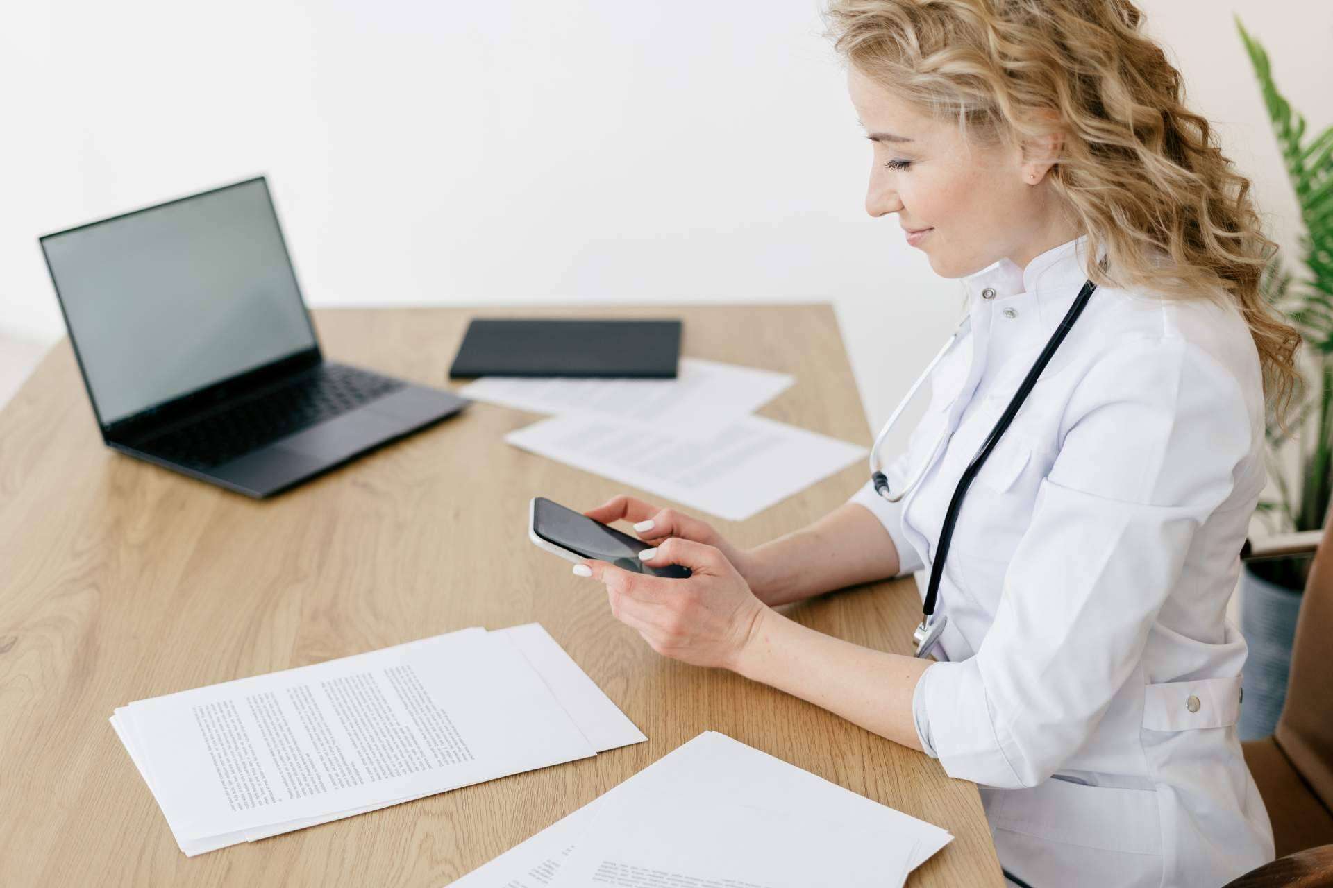 La comodidad de la psicología online, según Espacio OASIS