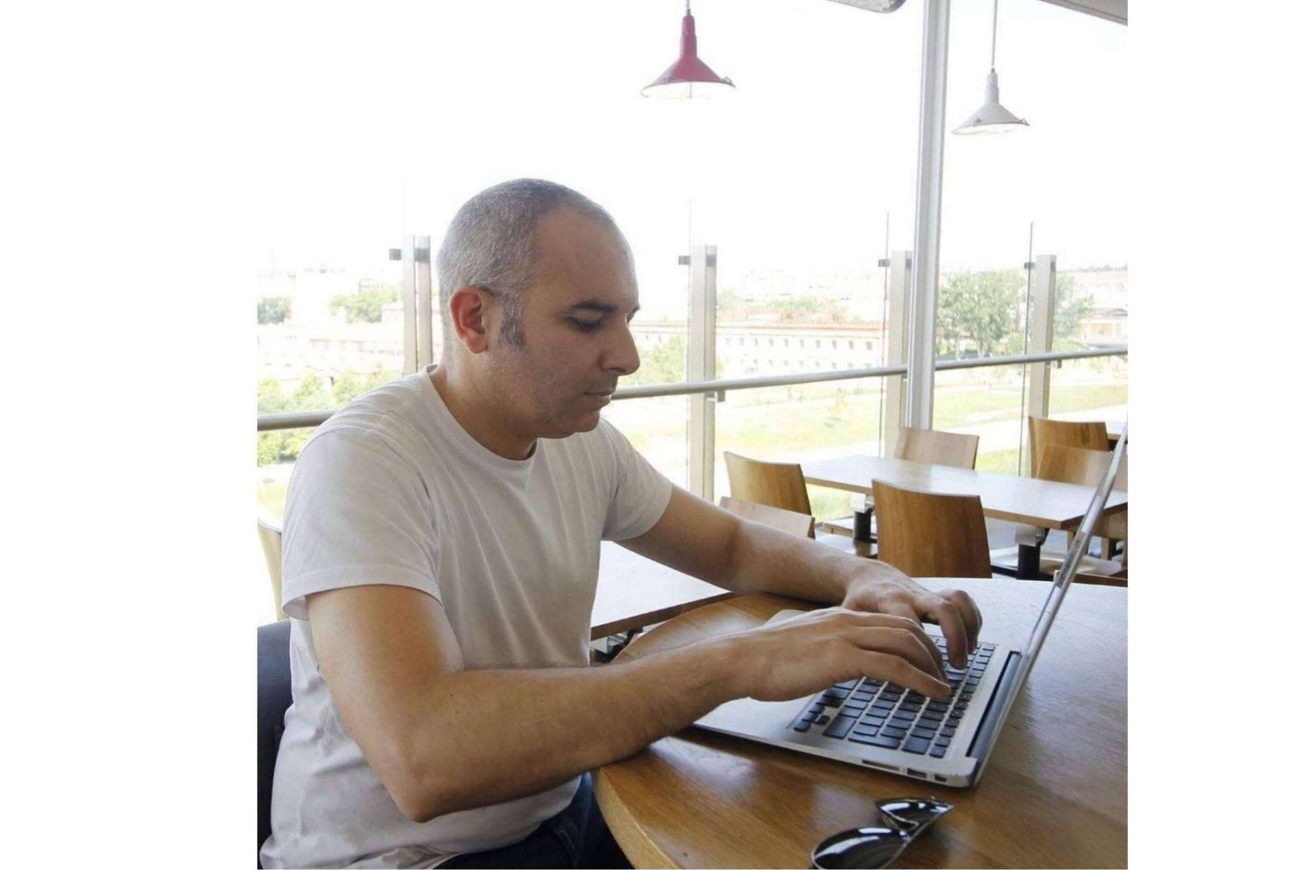ActiveCampaign: los servicios del experto en marketing digital Israel Huerta