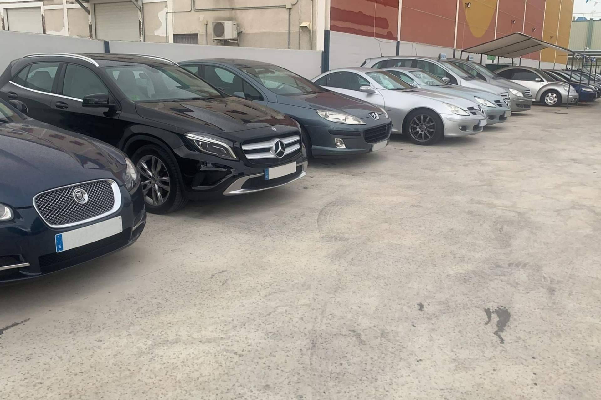 La empresa TratoCar facilita el proceso de vender coche online