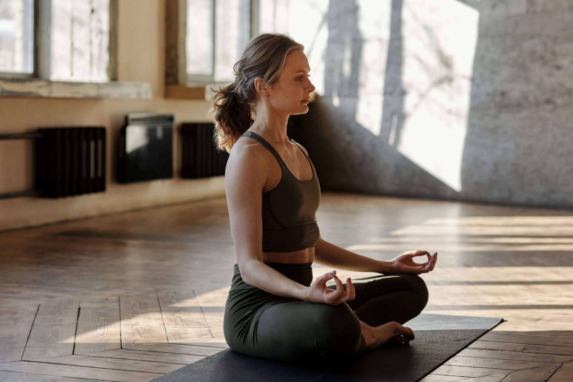 Las clases de yoga en Bilbao tienen cada vez más público masculino, según 196 Yoga Studio