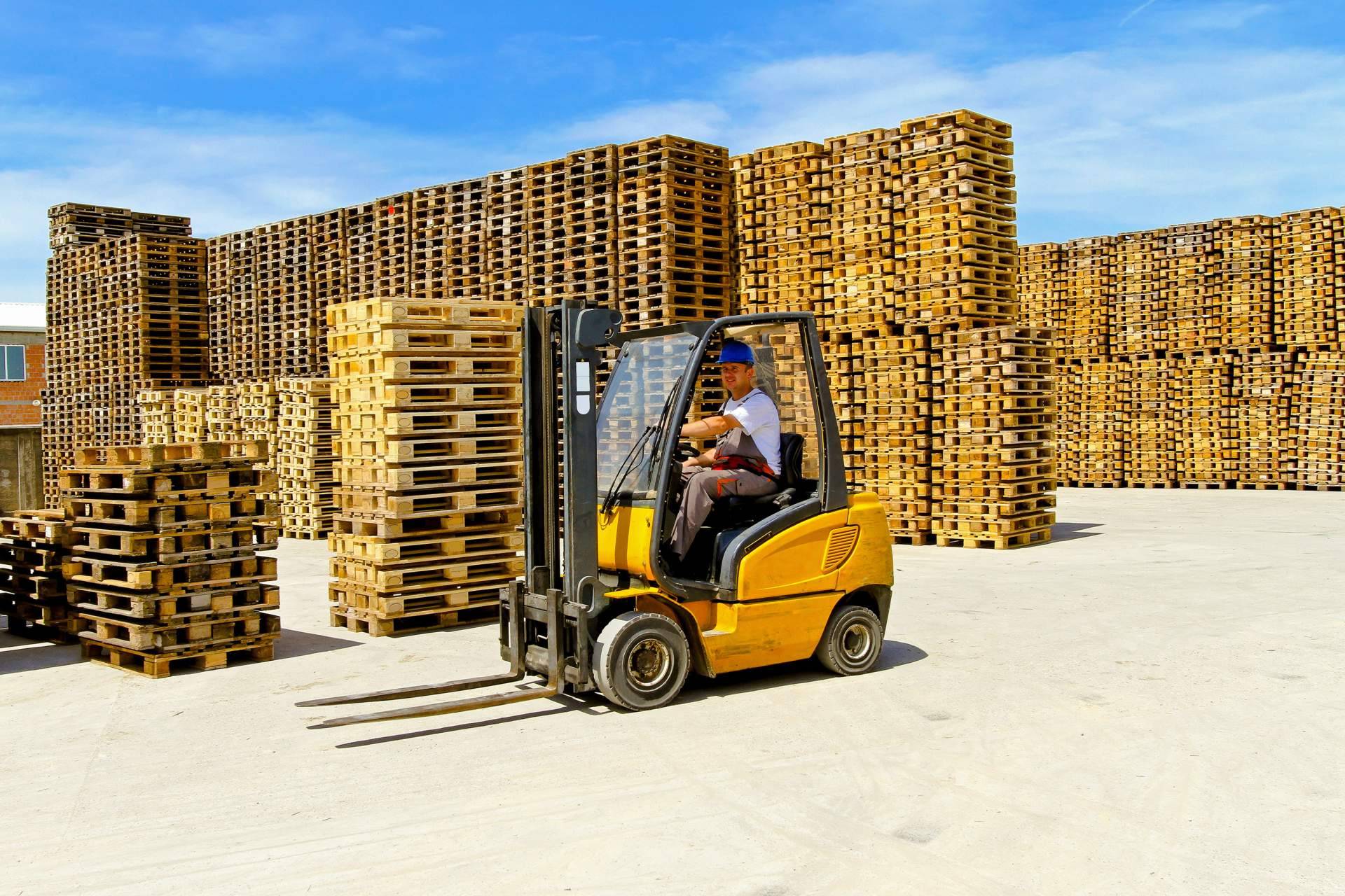 Europalet es una empresa que cuenta con más de 35 años de experiencia en la fabricación, recuperación y comercialización de palés europeos