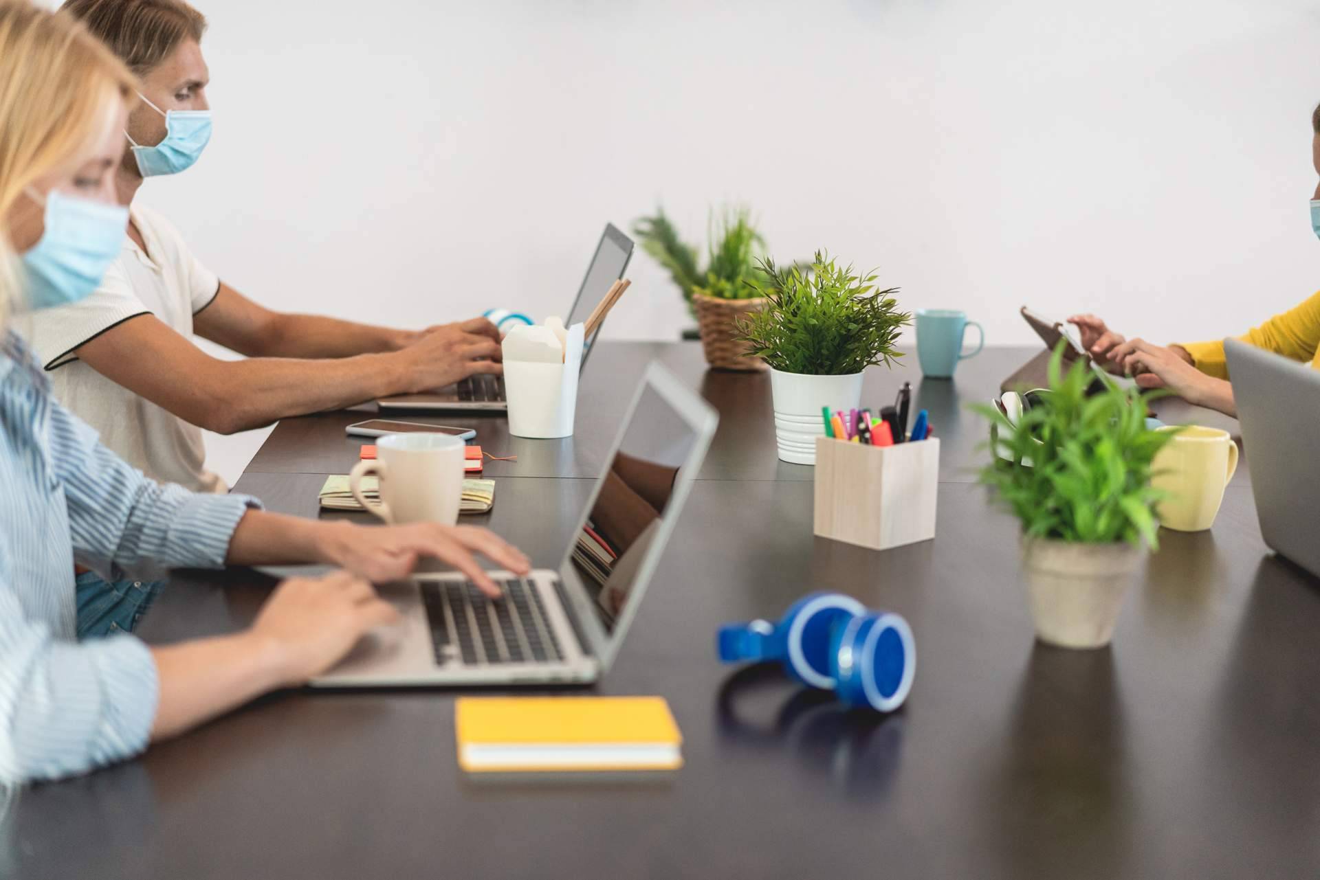 Ayuda a las empresas para crear la marca empleadora necesaria para conseguir jóvenes con talento: Ana Sarmiento