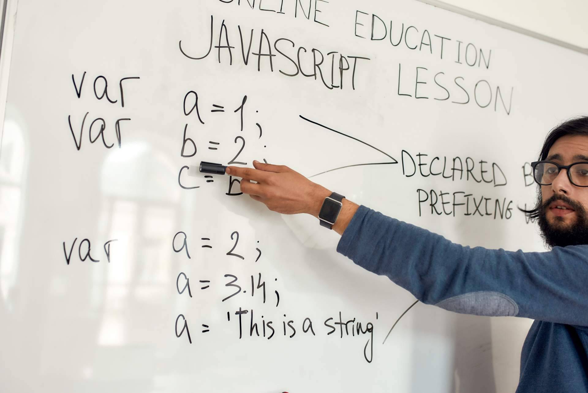 Vivir de una pasión es fácil: crear academia online para vender cursos y formaciones gracias a Ulises Project