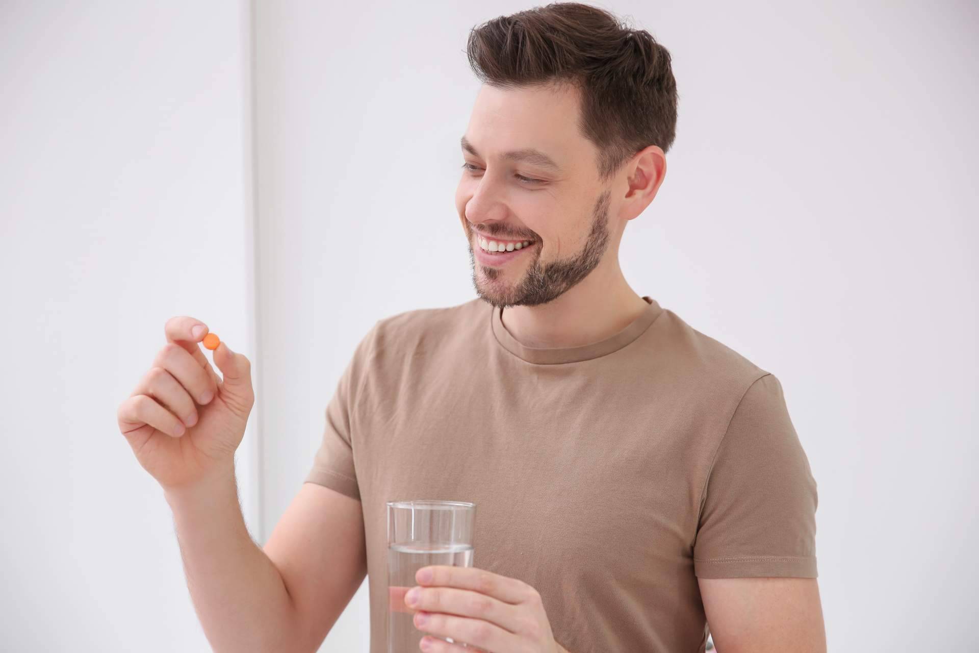 Complementos alimenticios para hombres de la mano de Nutribiolite