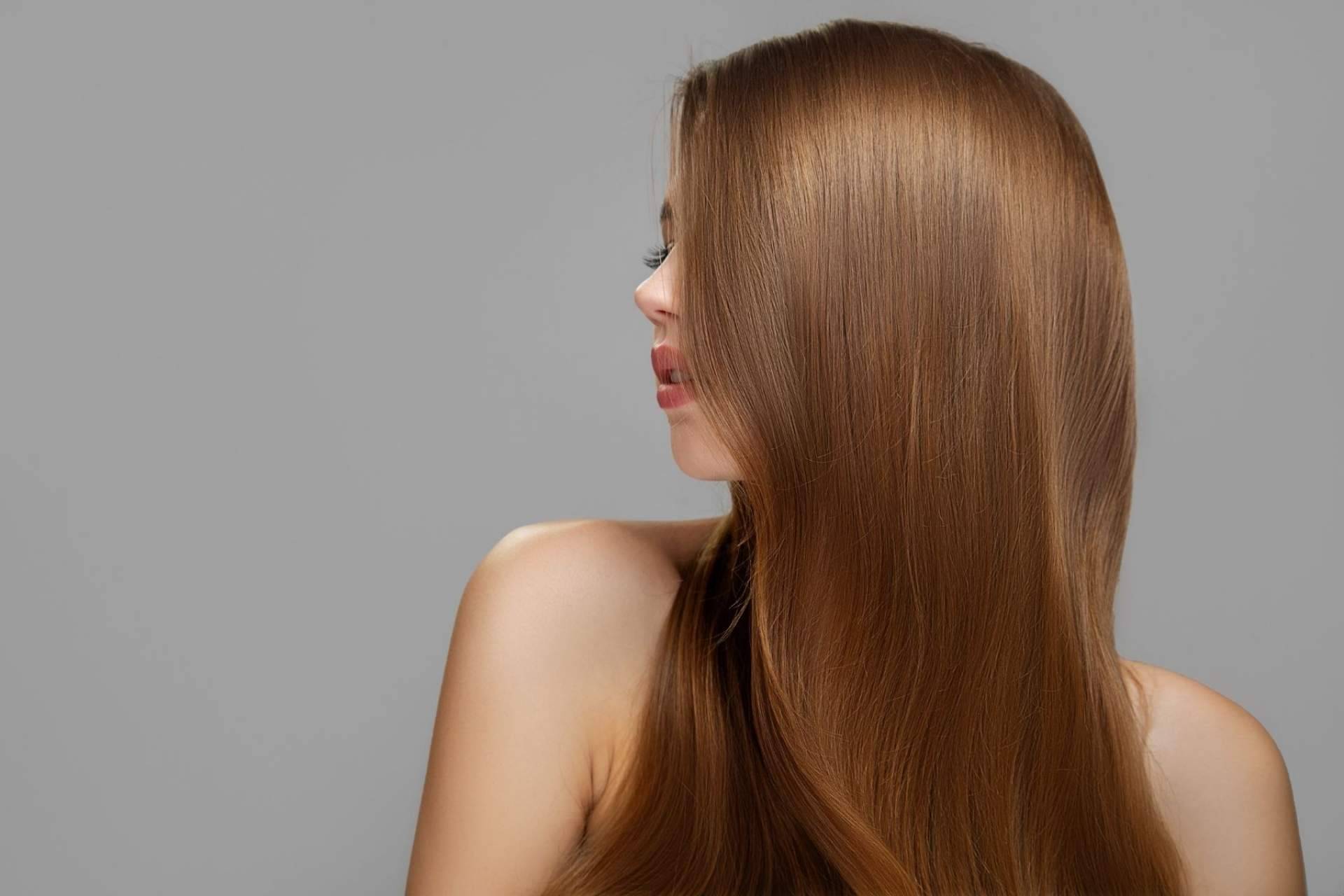 Proteger y restaurar el cabello gracias al servicio de peluquería saludable de CharoConector