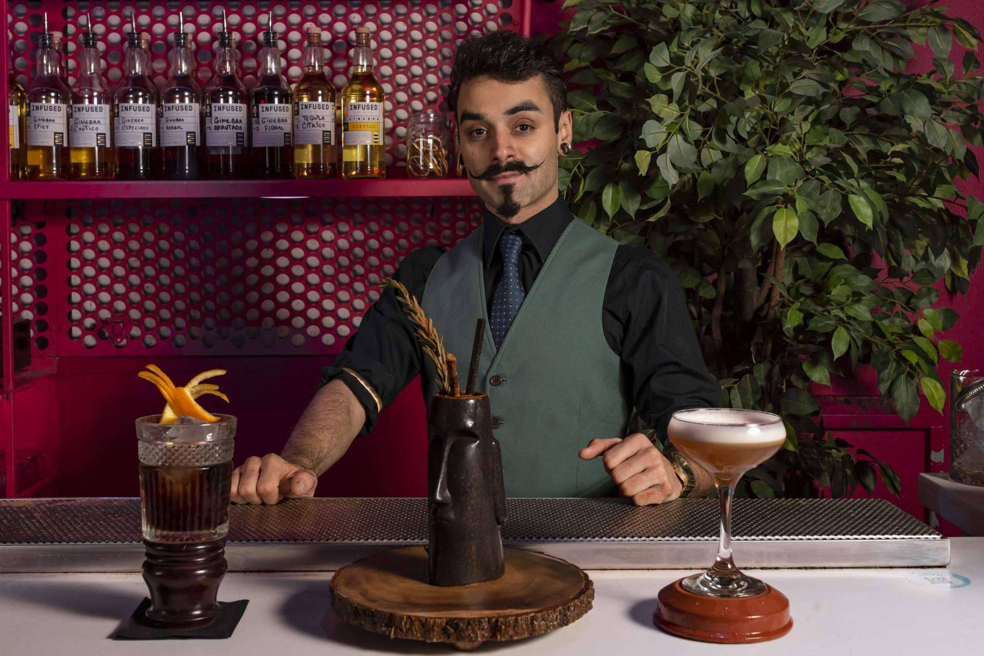 El curso de bartender en Madrid que ofrece la ESCOM