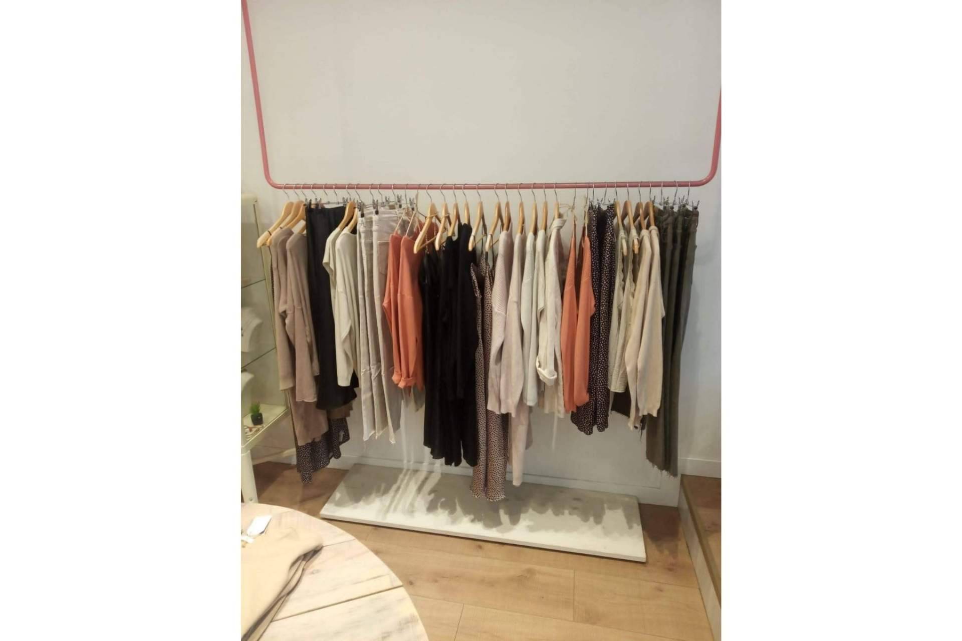 Chaquetas, blazers, sudaderas y otras prendas de moda llegan a The Closet para la temporada de otoño
