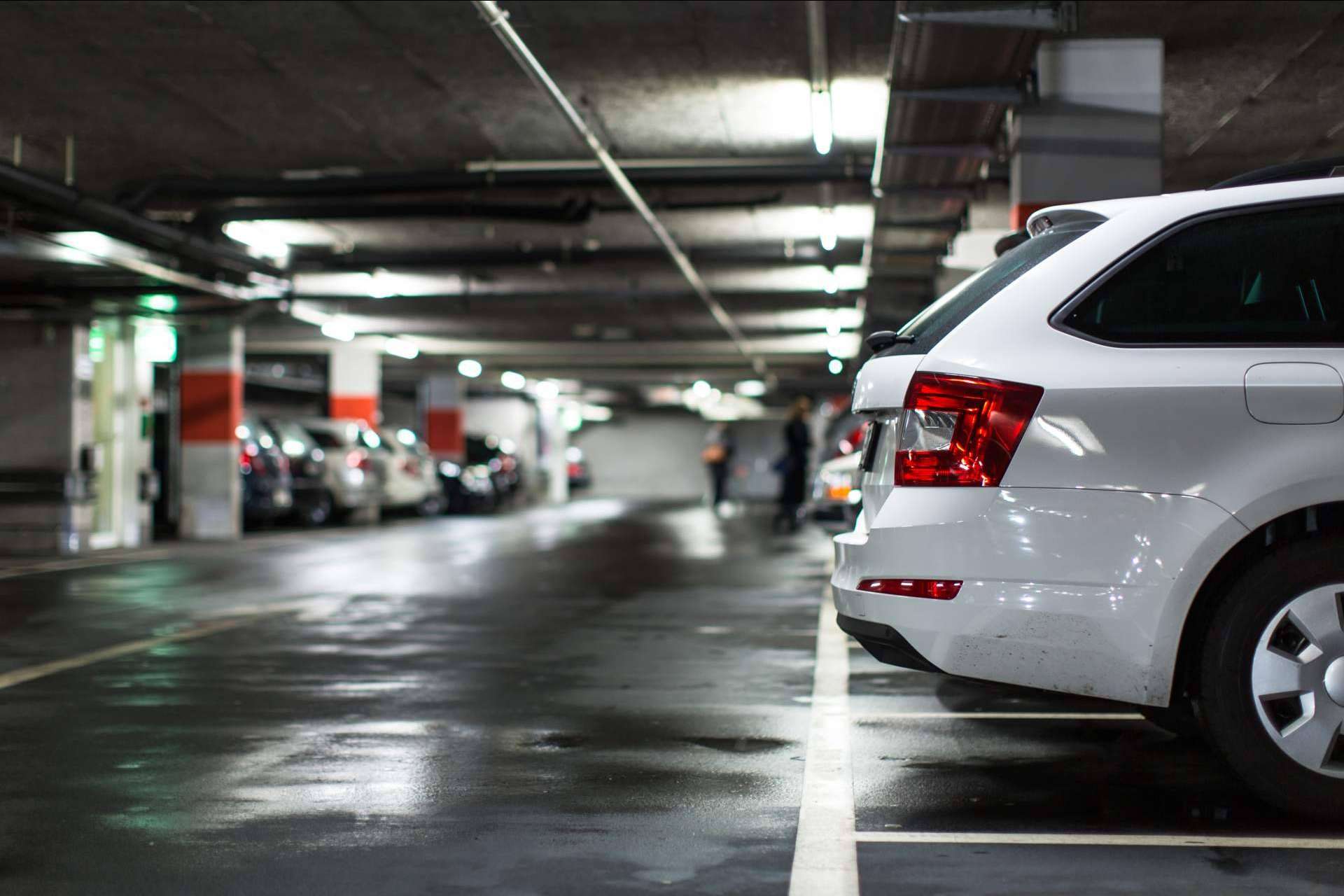 Reservar parking en Madrid para particulares o profesionales con los mejores precios: Parkimeter