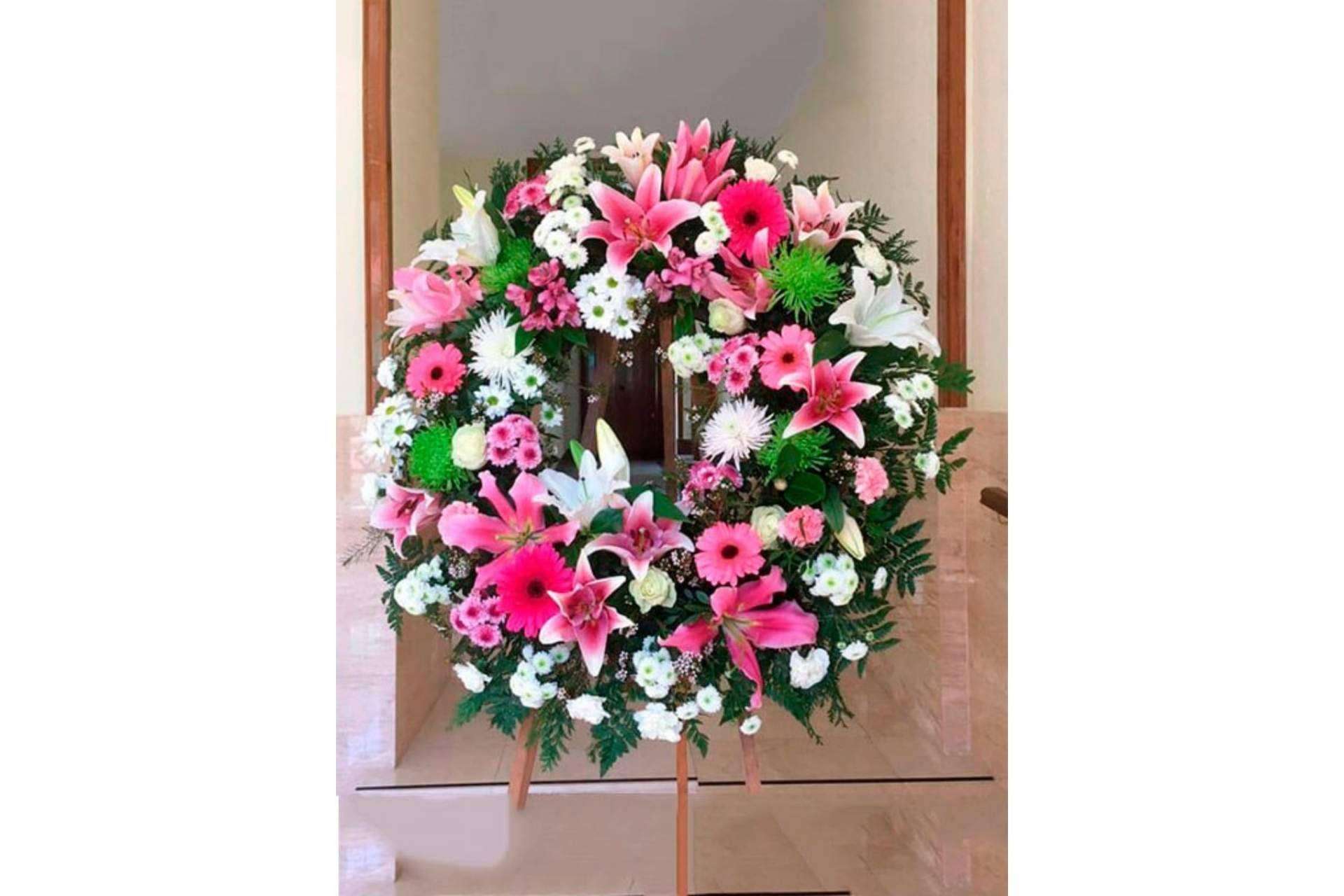 Las coronas de flores para los tanatorios de Madrid ofrecidas por Garayalde Floristas
