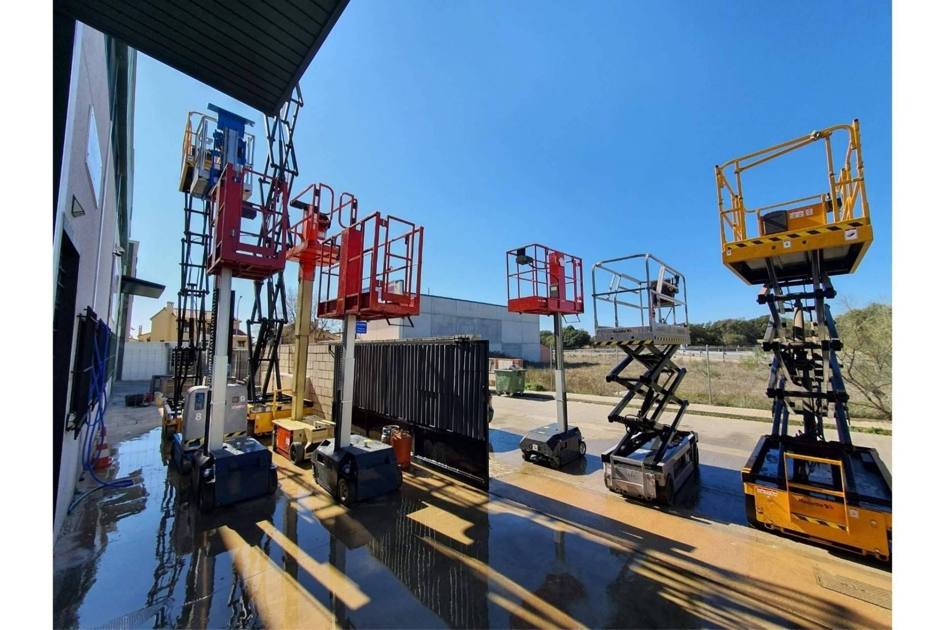 ALQUILAPLAT: los beneficios de contar con una plataforma elevadora propia