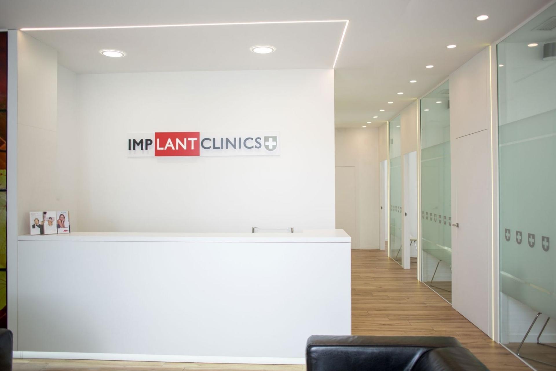 La clínica dental en Valencia Implant Clinics pone a la disposición de los pacientes las técnicas más avanzadas del sector bucodental