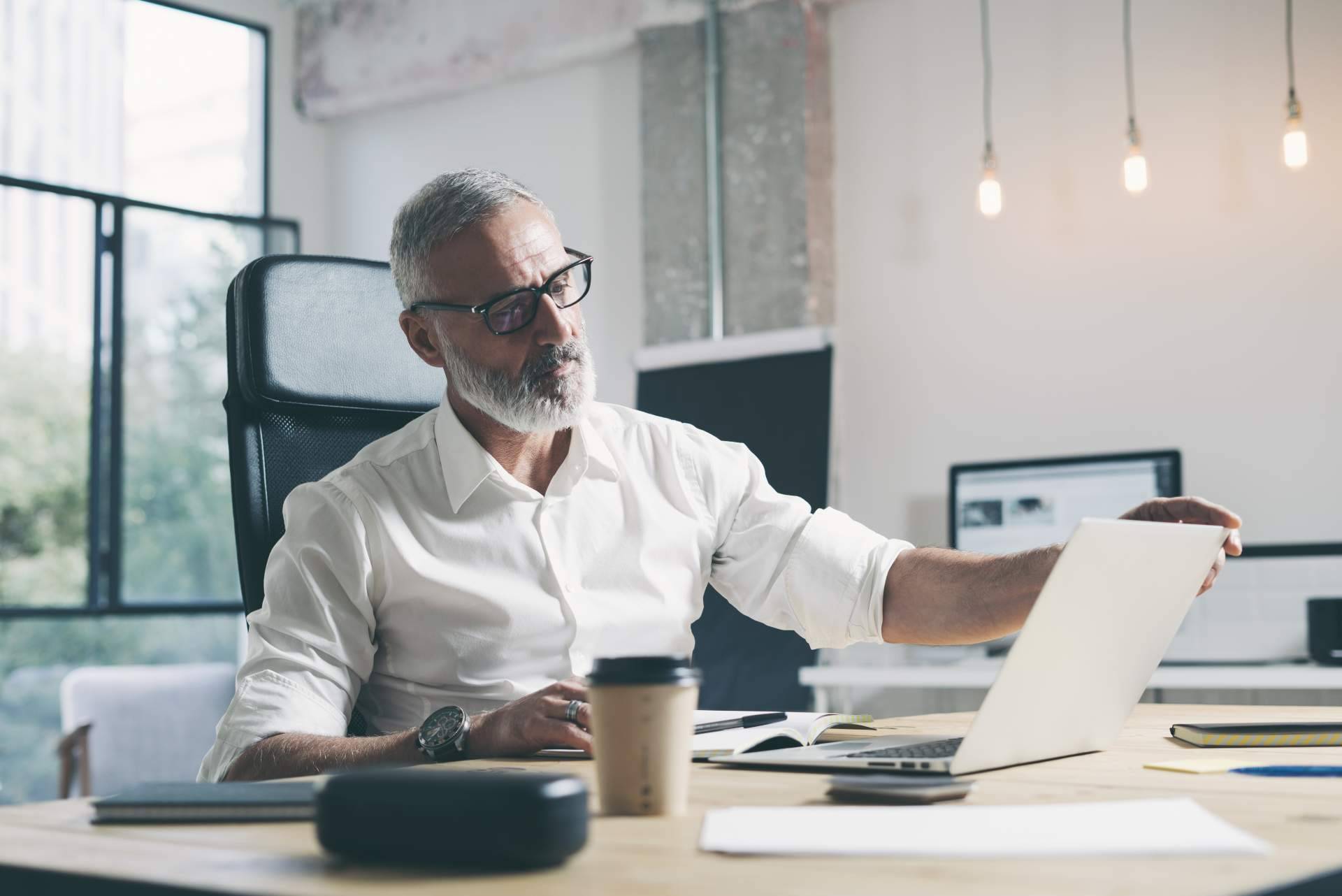 Remove Group: la diferencia entre indexar y desindexar contenido en internet
