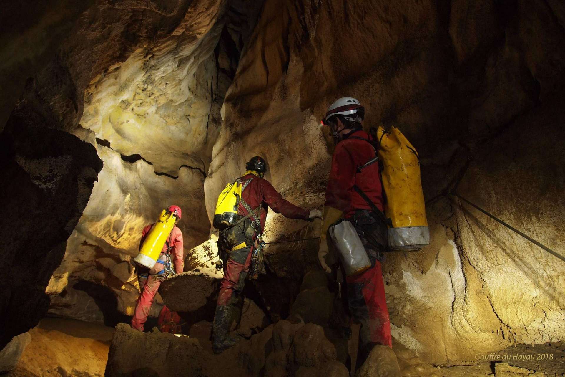 Vertical Challenge ofrece una de las mejores formaciones en espeleología