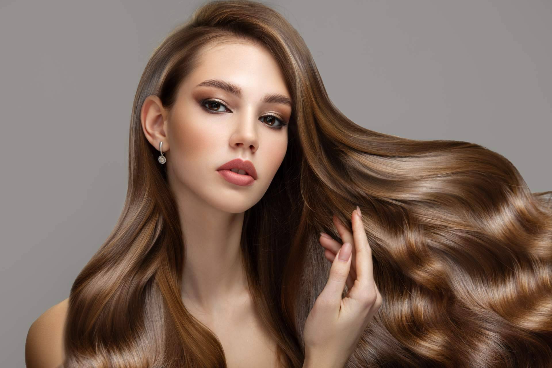 Los beneficios del Olaplex, uno de los tratamientos que realiza CharoConector Healthy Style
