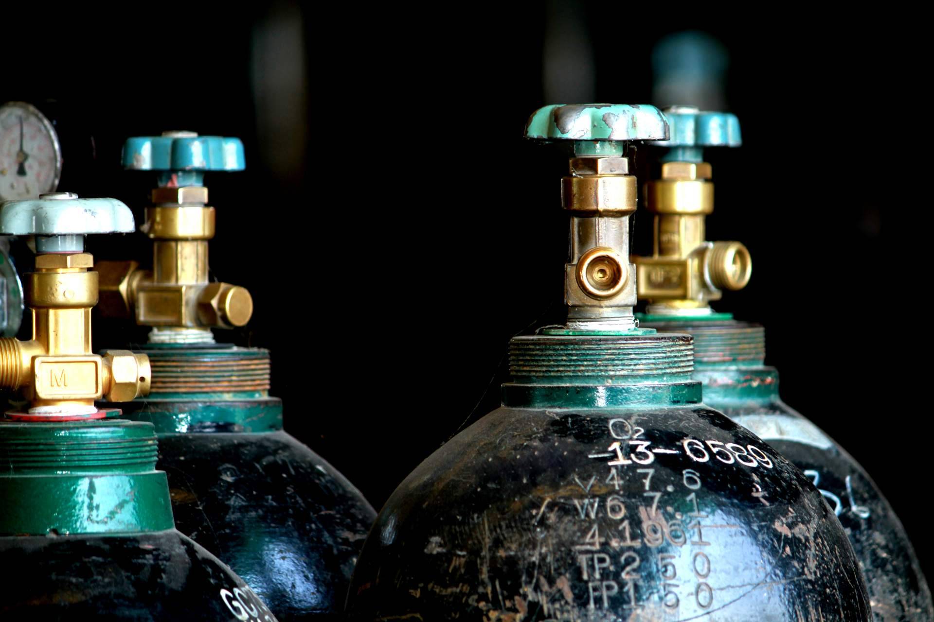 Las soluciones de Bidasogaz en material de soldadura de Bidasogaz: la Botella de Argón Puro y la Mezcla Argón Co2