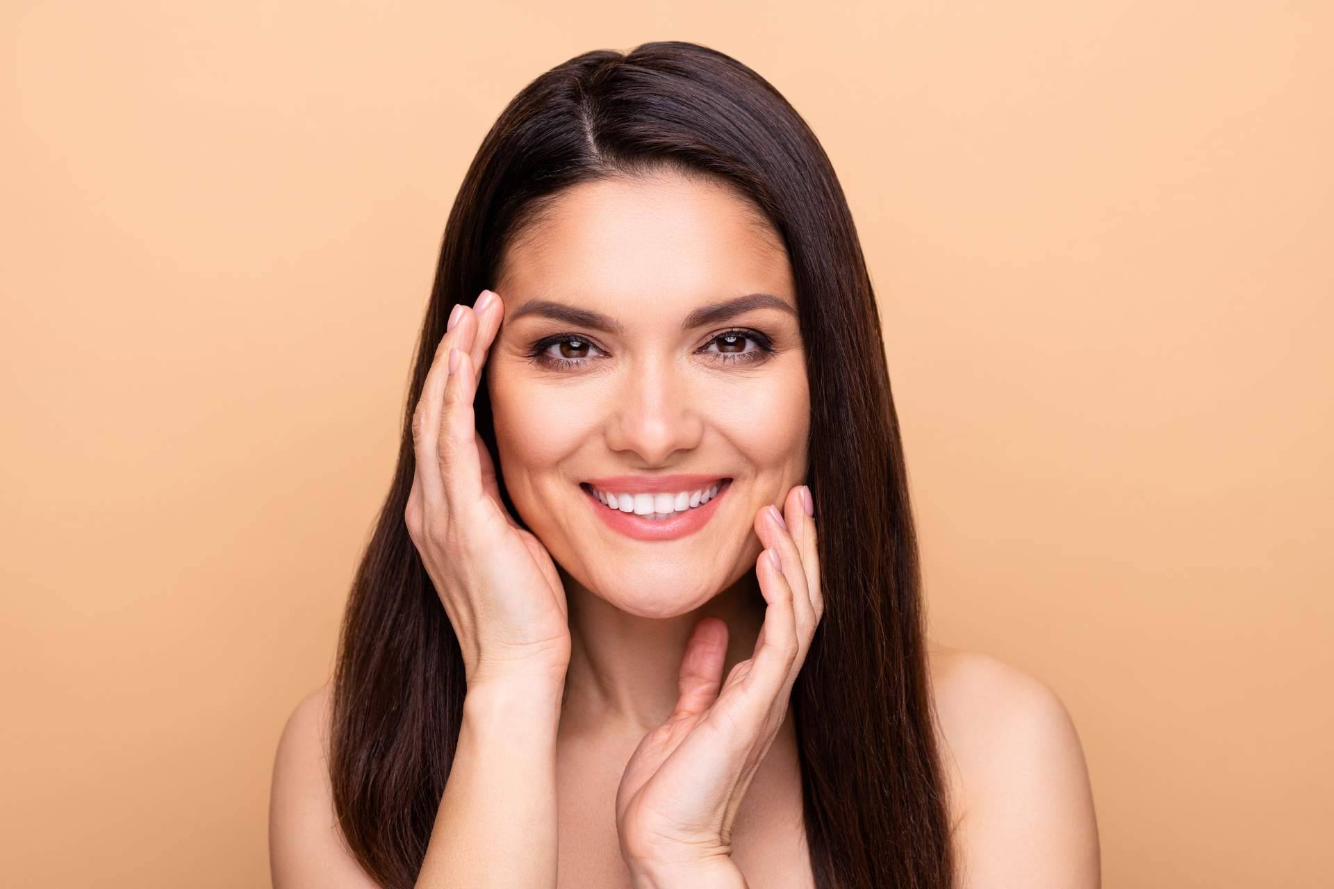 Distrito Wellness Concept: expertos en densificación capilar con micropigmentación para mujeres
