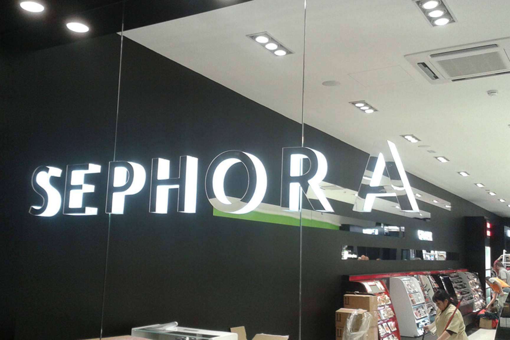 ¿Cómo llamar la atención de los clientes? Las letras corpóreas de Rotuser son un gran aliado