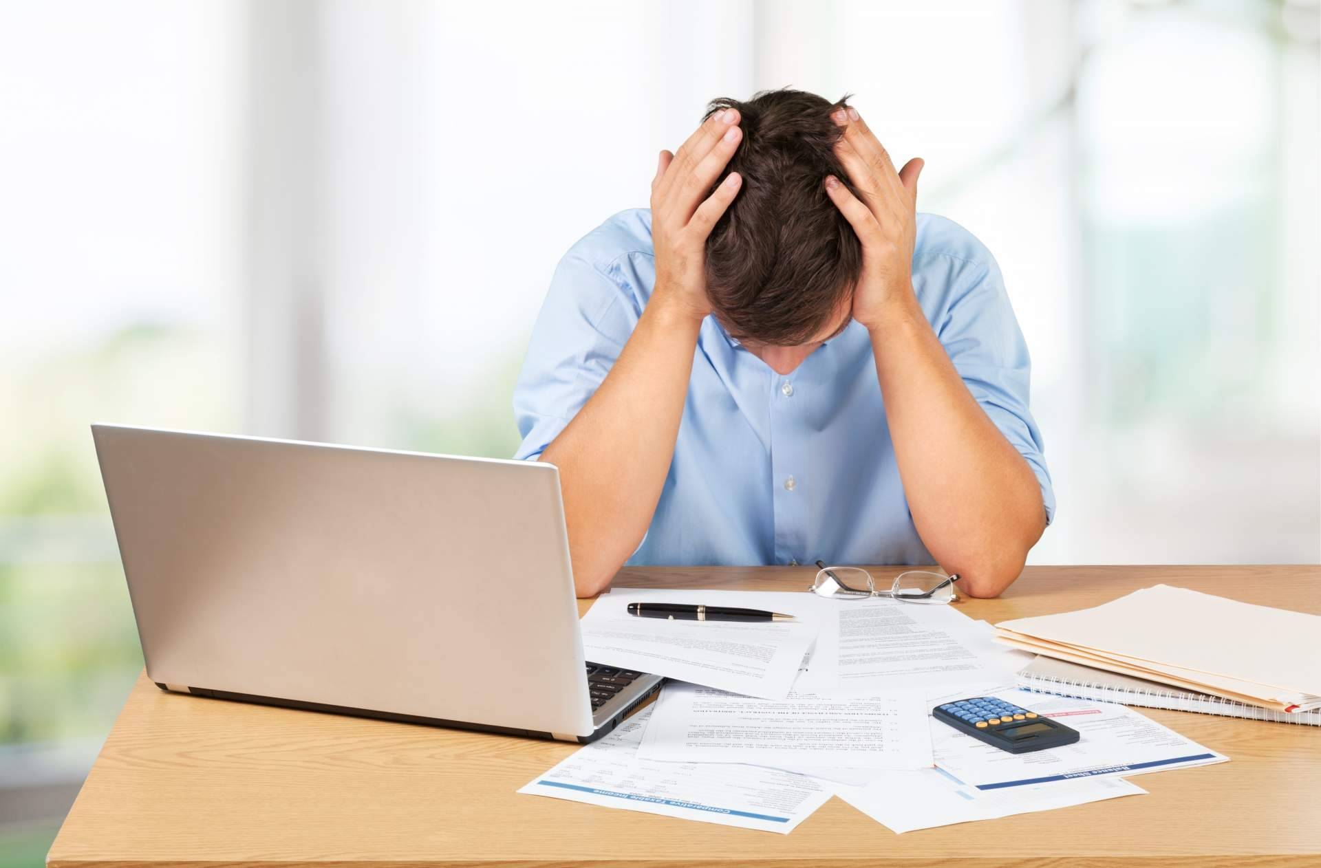 ¿Cuáles son las razones del endeudamiento excesivo del consumidor? Víctimas del Crédito