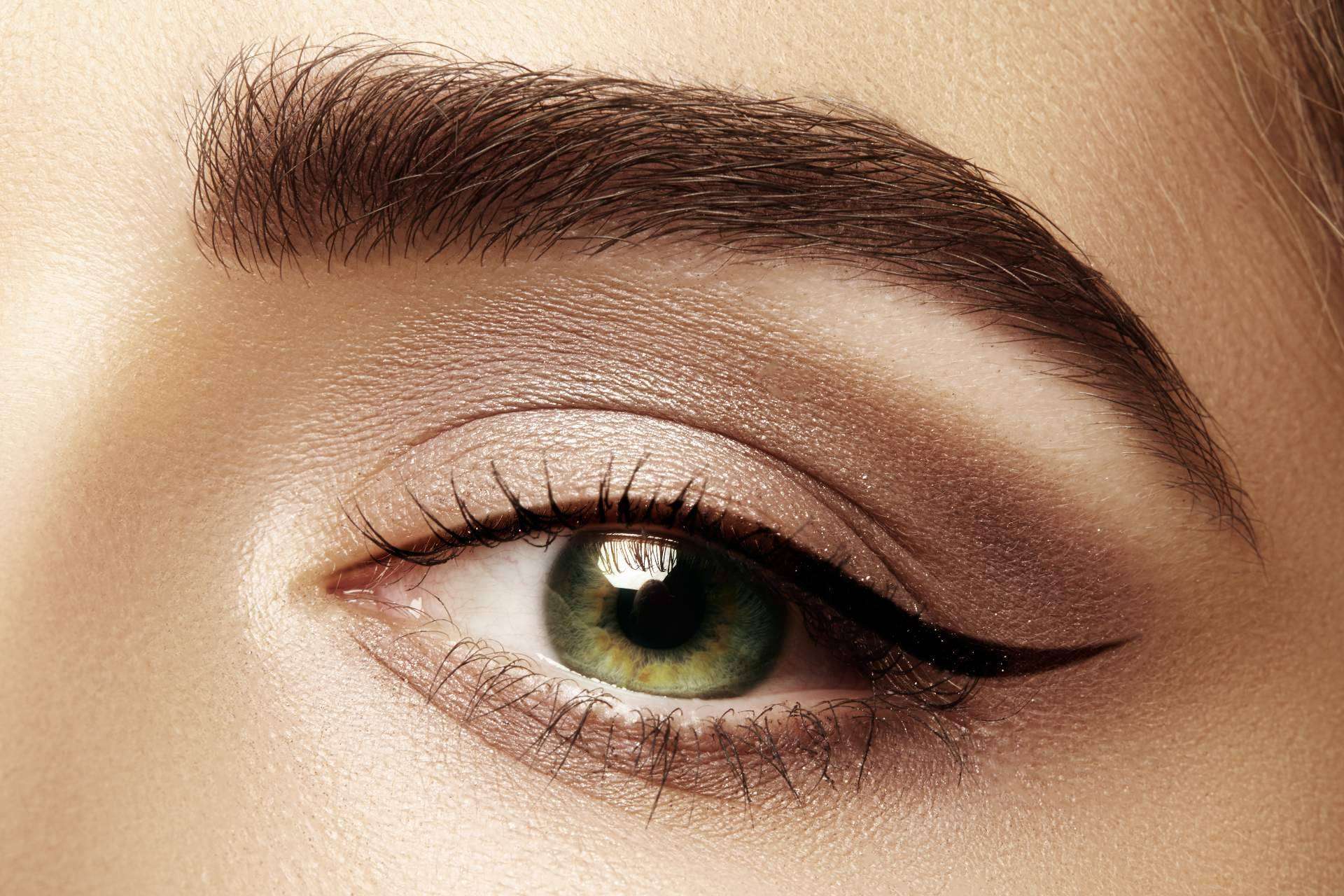 La micropigmentación con efecto eyeliner se consolida como la tendencia en el sector beauty
