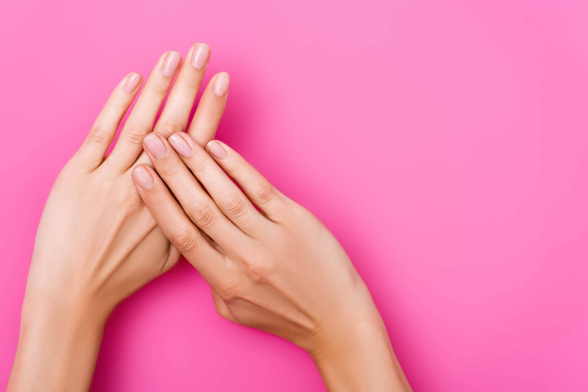 Los sets de esmaltes de uñas veganos que respetan la salud y el medioambiente, por Kunal Cosmetics