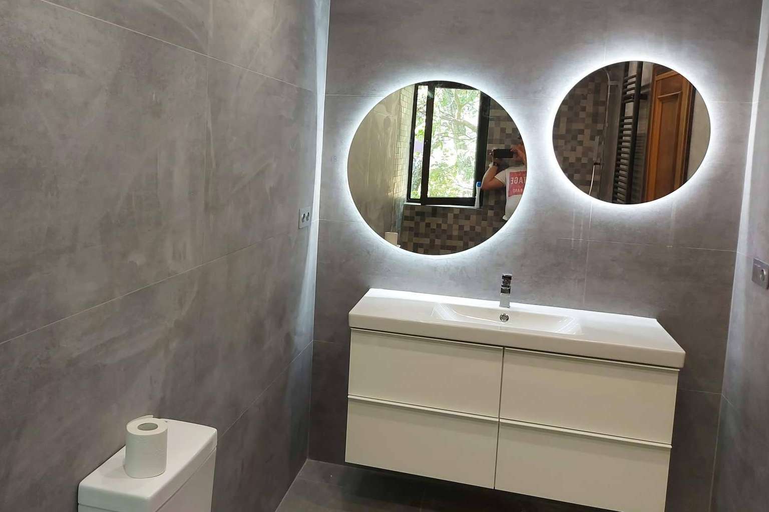 Peluani Construcciones realiza reformas integrales de pisos, oficinas, baños y cocinas