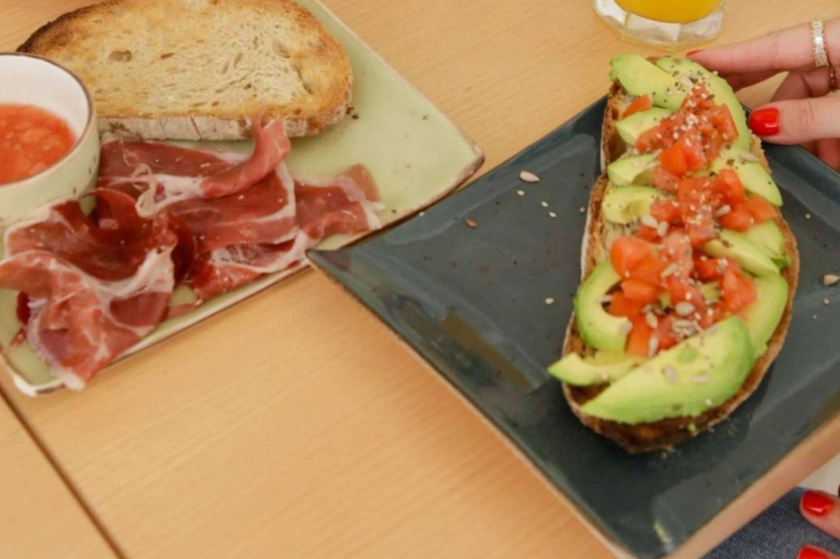 El Patio Vertical de Madrid y su propuesta para disfrutar de un desayuno de tostadas de aguacate y café