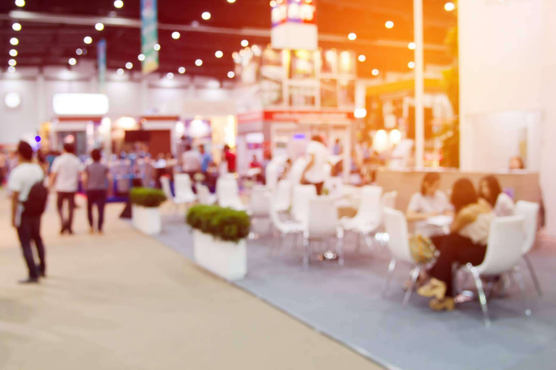 Eventos híbridos: combinar la modalidad presencial con la virtual con Kopernico Eventos