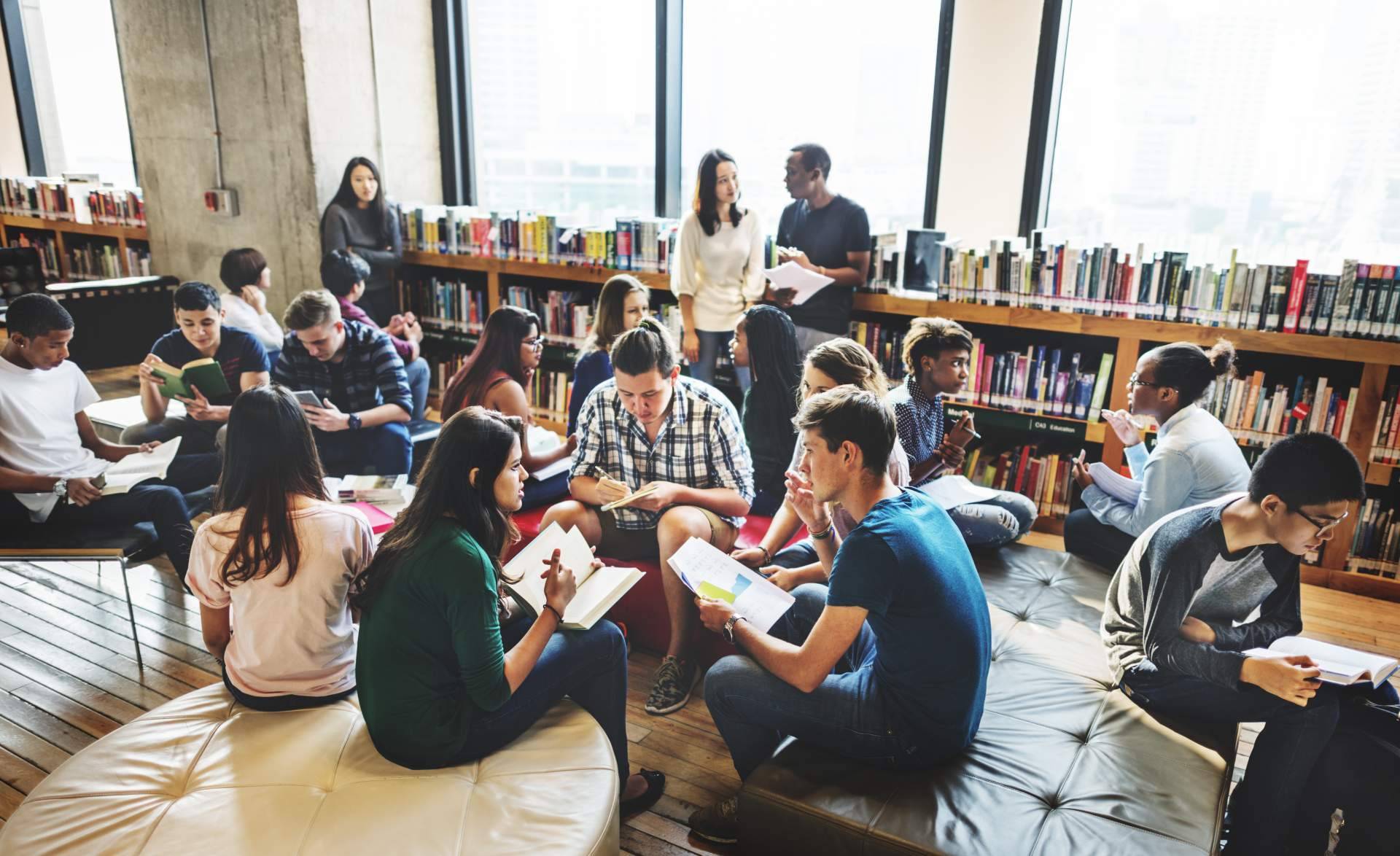 Conseguir ayuda para TFG de los profesionales de Hacer TFG