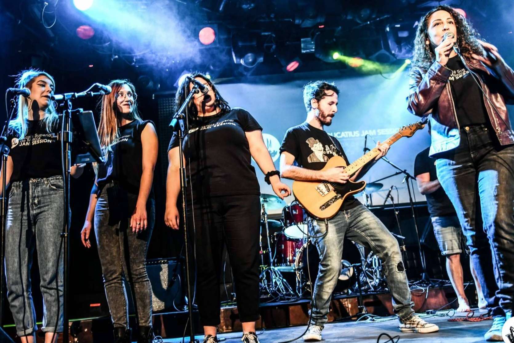 El Grado Universitario de Interpretación en el ámbito del rock, músicas urbanas y tendencias ofrecido por la Escuela Superior de Música Jam Session