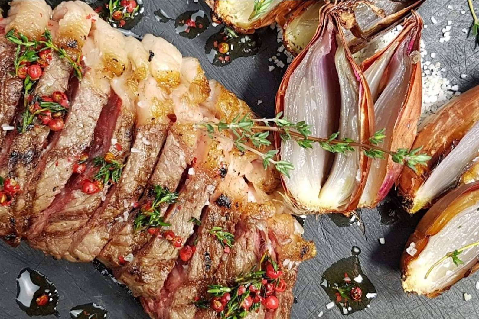 ¿Dónde encontrar un restaurante de brasa catalana con cocina basada en proveedores locales y productos de km 0? Vic Brasería BCN