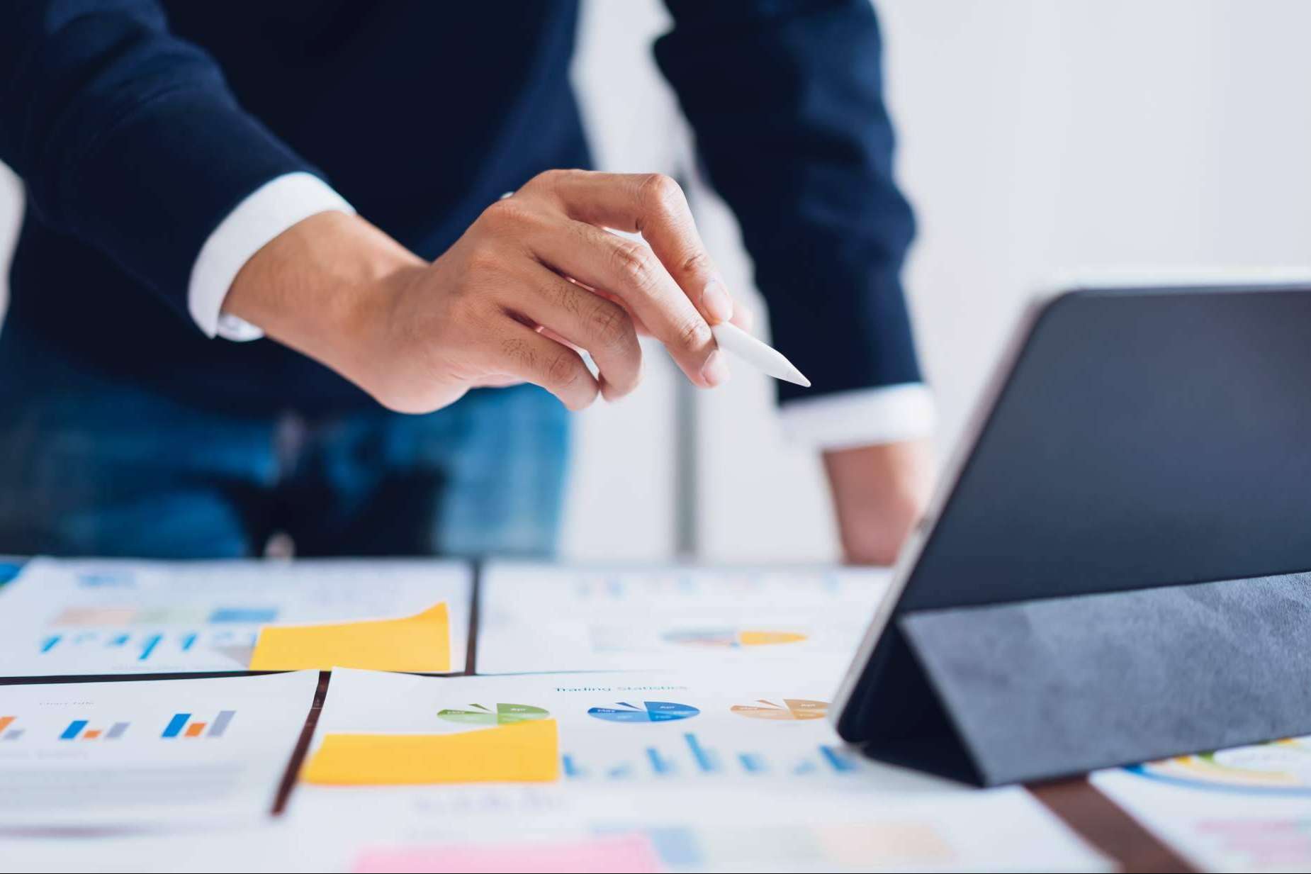 ¿Cuáles son las ventajas de contratar una agencia especializada en gestión de marcas?
