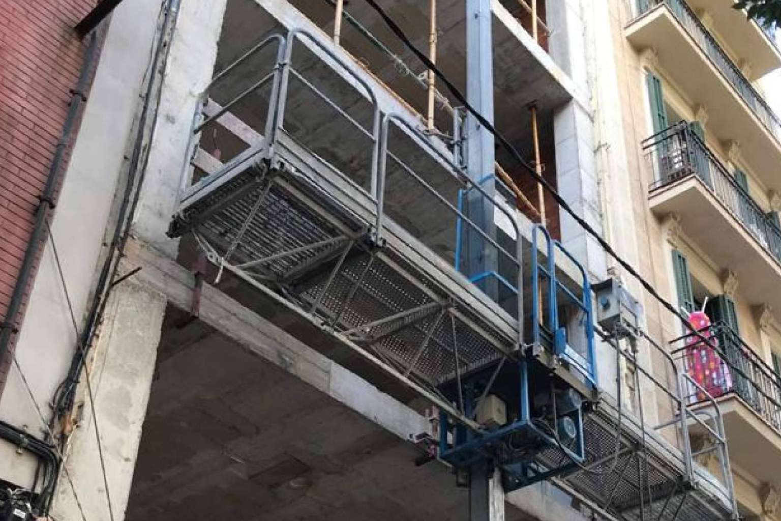 TusAndamiosBarcelona es una empresa especialista en alquiler de andamios