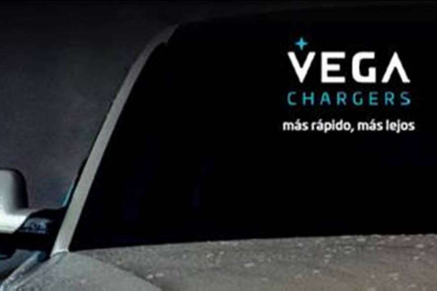 ALOHA Gravity, la nueva estación de recarga DC de altas prestaciones y diseño rompedor de la compañía VEGA Chargers