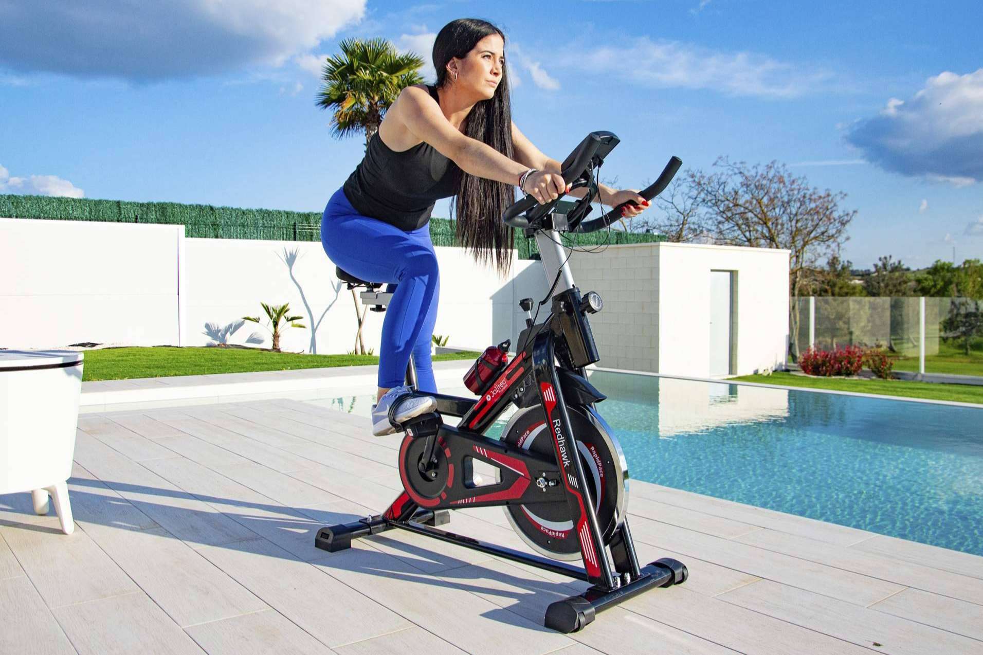 Entrenar en casa con las cintas de correr y bicicletas de spinning que ofrece Jolitec