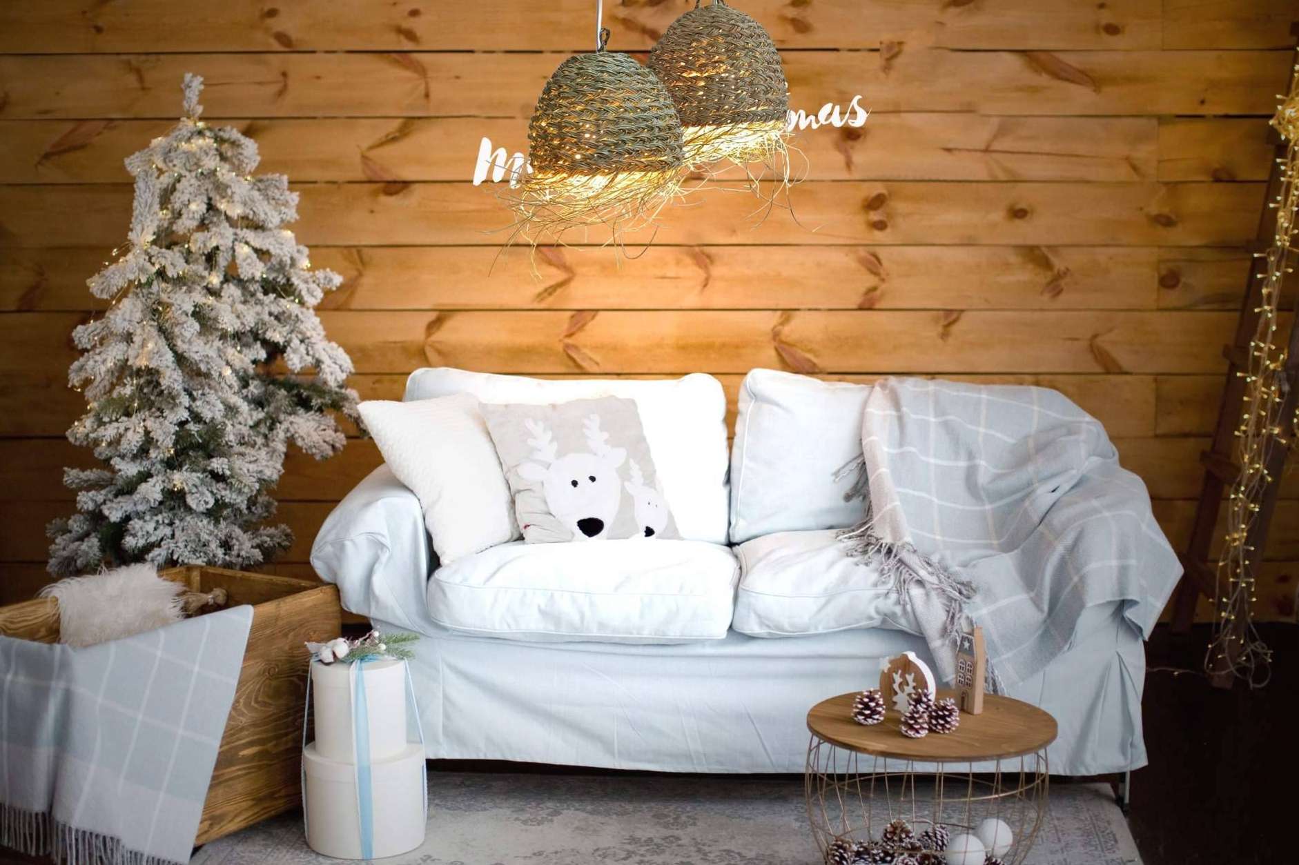 La tienda online Canela Home Decor vende artículos naturales y ecológicos que combinan con las tendencias de decoración de Navidad