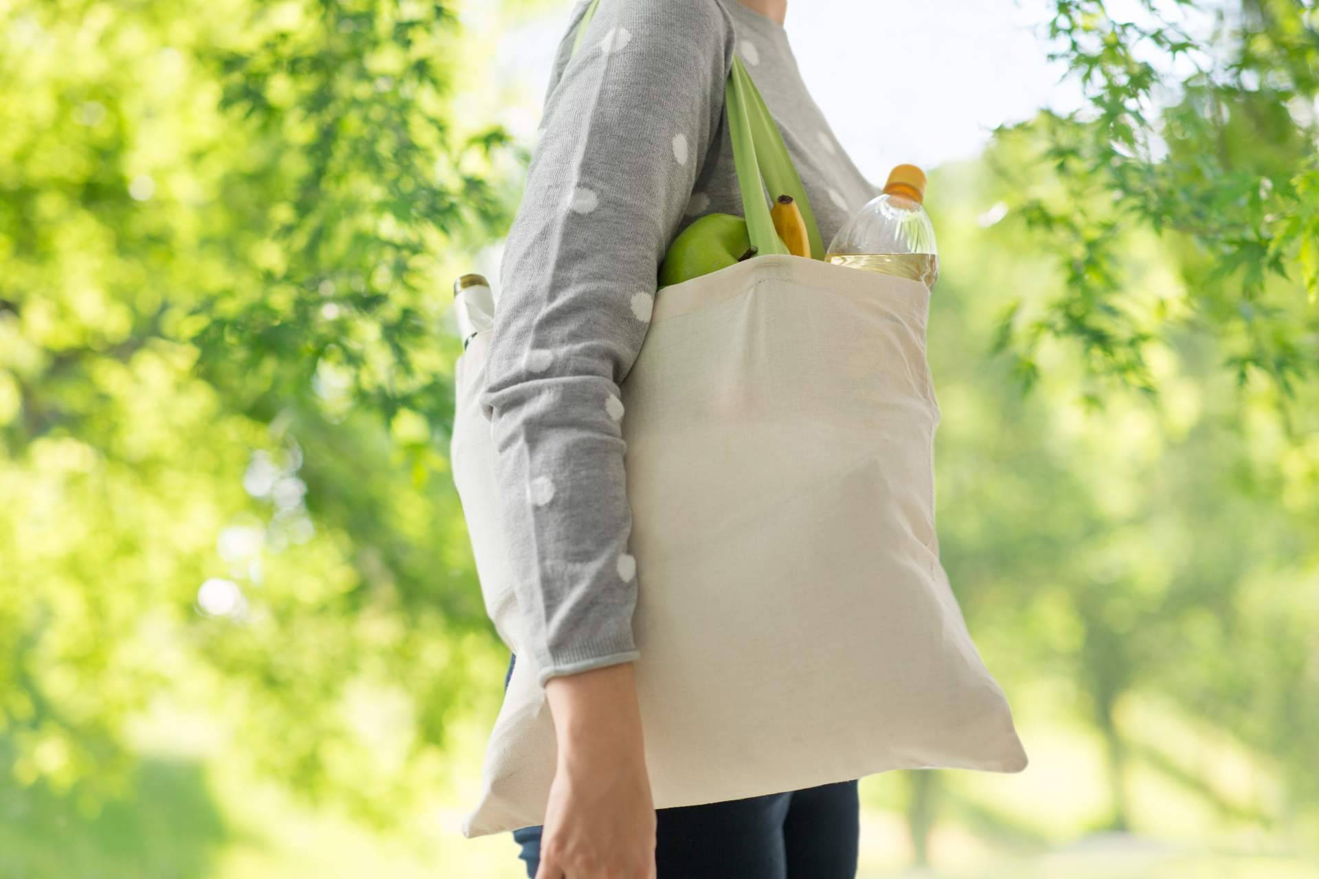 Las bolsas promocionales, según RegaloEmpresas, son una estrategia fundamental para fijar una marca