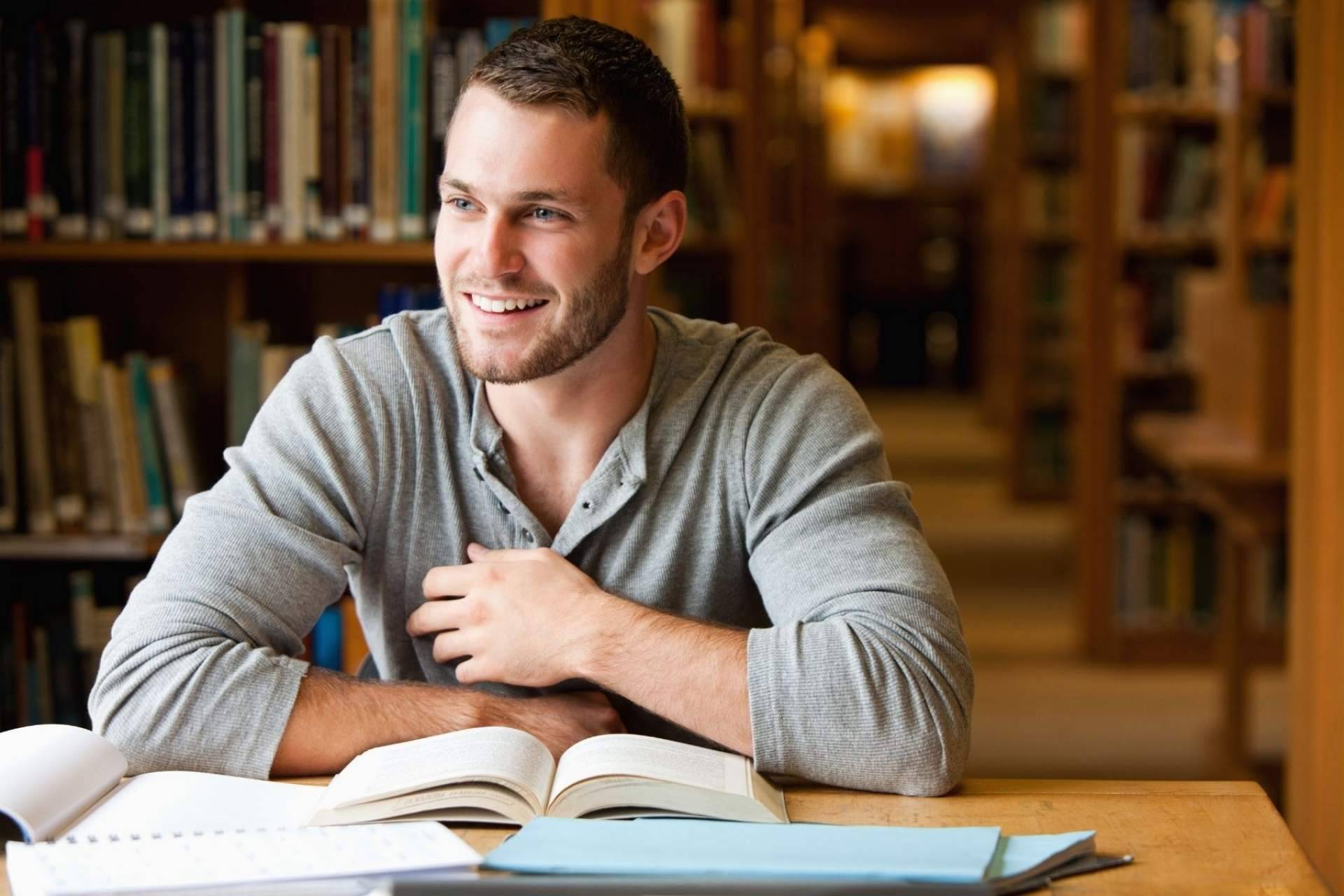 Los servicios que ofrece Estudia Seguro para estudiar en España