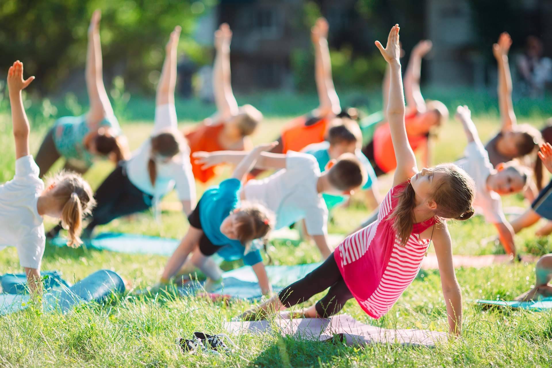 Yoga para Niños, el sitio web que comparte con los padres beneficios y recomendaciones de esta popular técnica de relajación