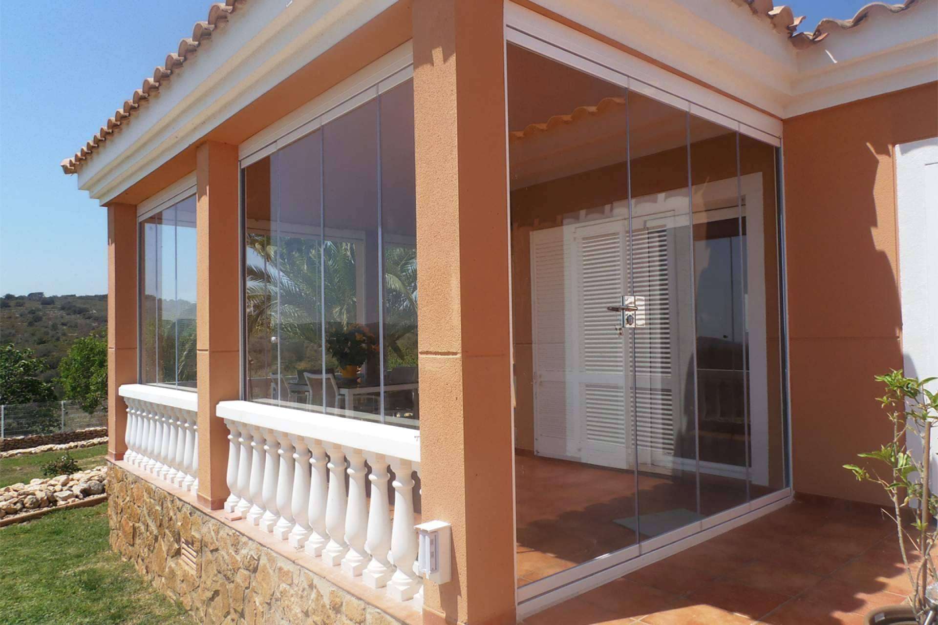 Las cortinas de cristal de COVERTTO